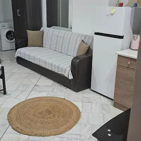 Rene 2 * Τήνος